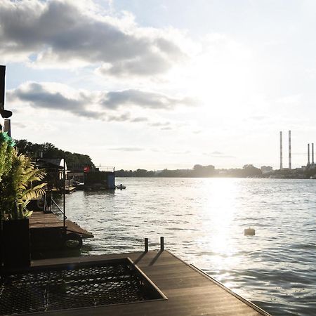 Ada Moment Splav- Kuca Na Reci Beograd- Floating House On Sava River ,Белград Экстерьер фото